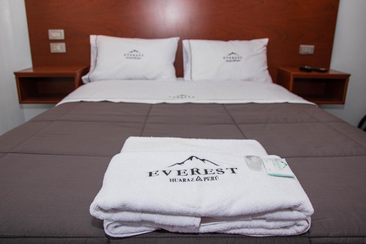 Hotel Turistico Everest Уарас Екстериор снимка